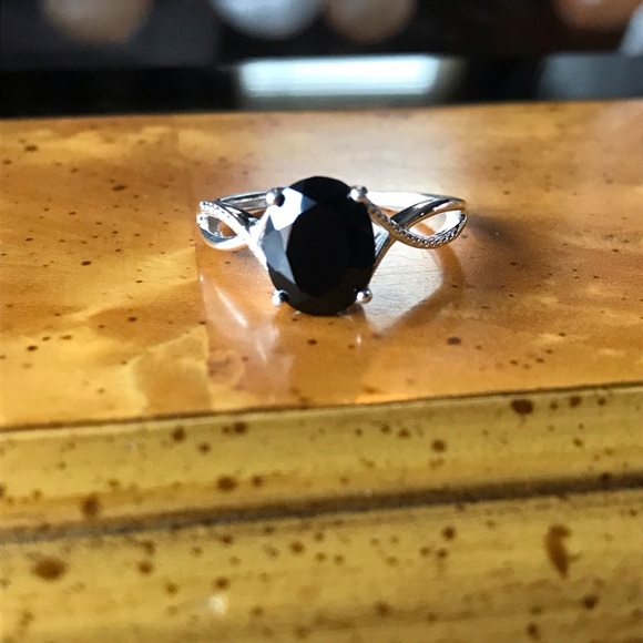 Jewelry - Black Spinel Sterling Silver Infinity Ring